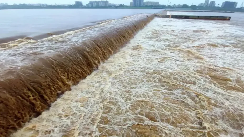 Surat Rain Disaster Update