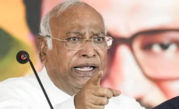 Vande Mataram Controversy: Mallikarjun Kharge Hits Back at BJP Over National Song Row